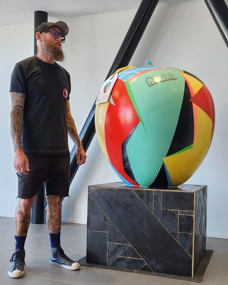 About the Artist – Tony Harrington Artist